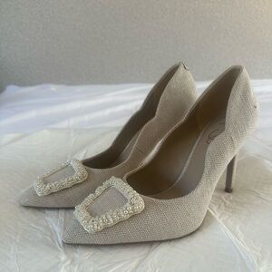 Elegant Cream Heels with Pearl Embellishment - Lightly worn